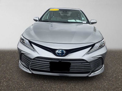 2023 Toyota Camry Hybrid XLE