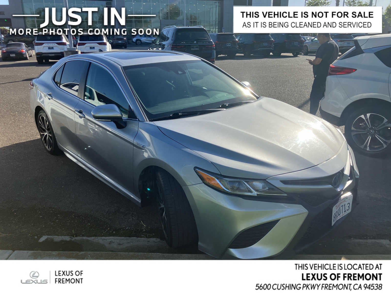 2020 Toyota Camry Hybrid SE