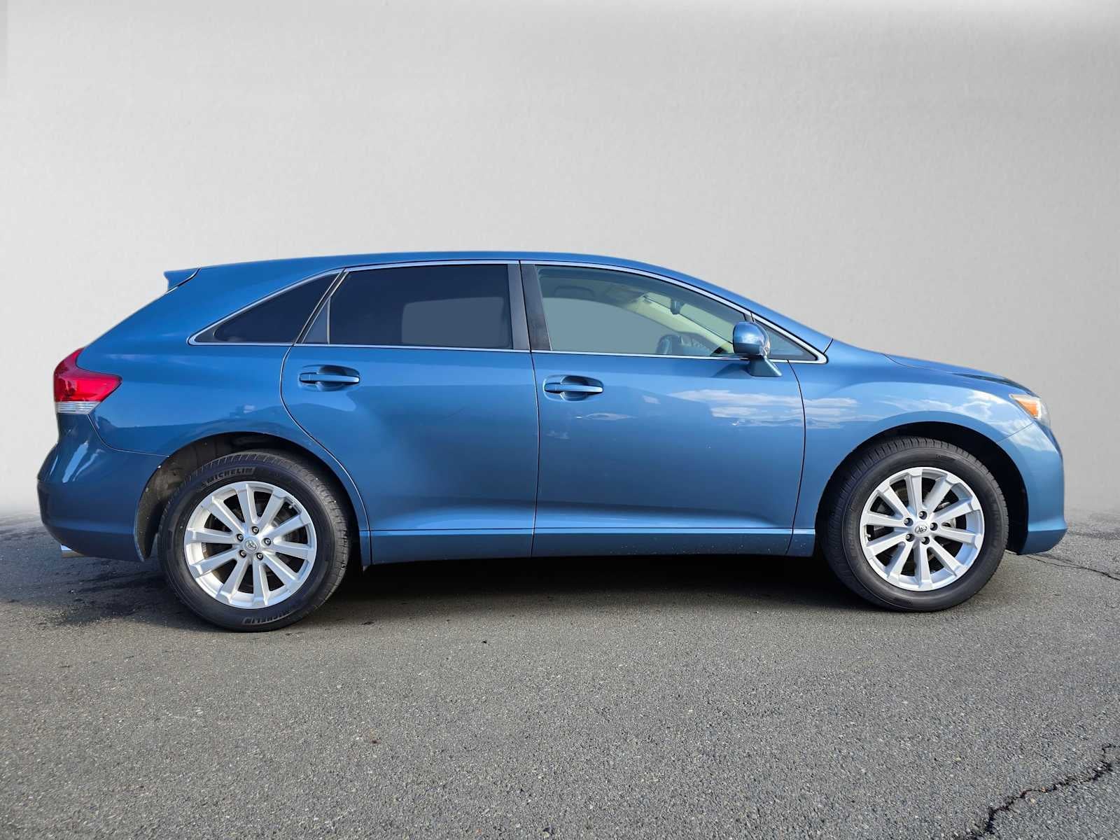 2010 Toyota Venza 4dr Wgn I4 FWD (Natl)