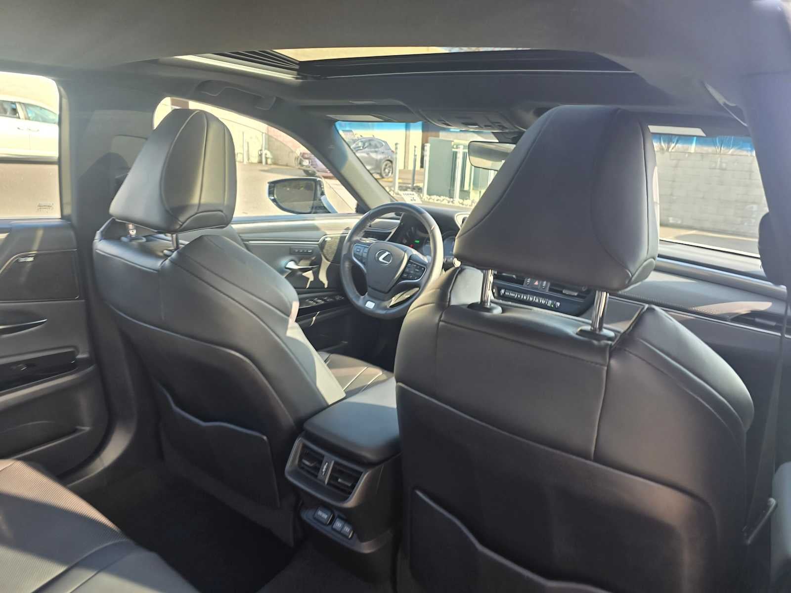 2024 Lexus ES 300h F SPORT HANDLING