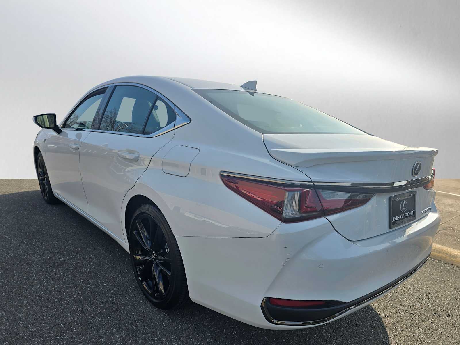 2024 Lexus ES 300h F SPORT HANDLING