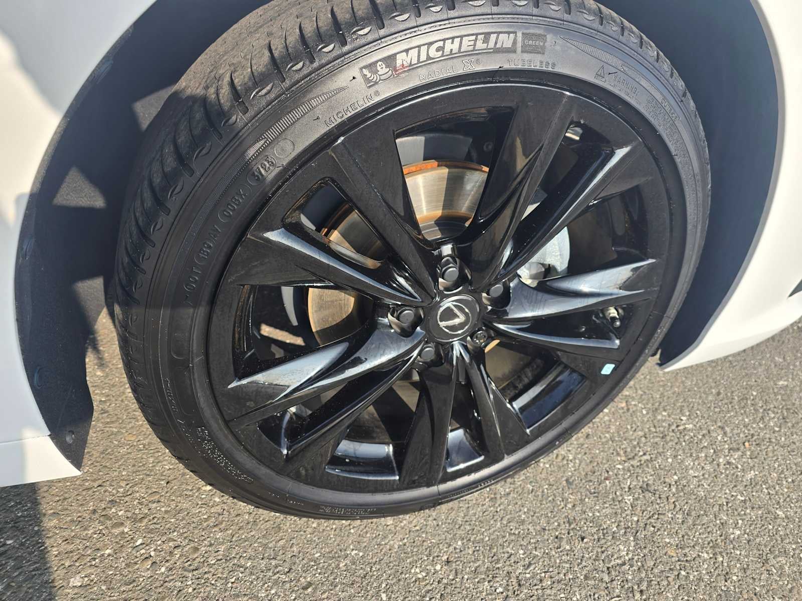 2024 Lexus ES 300h F SPORT HANDLING