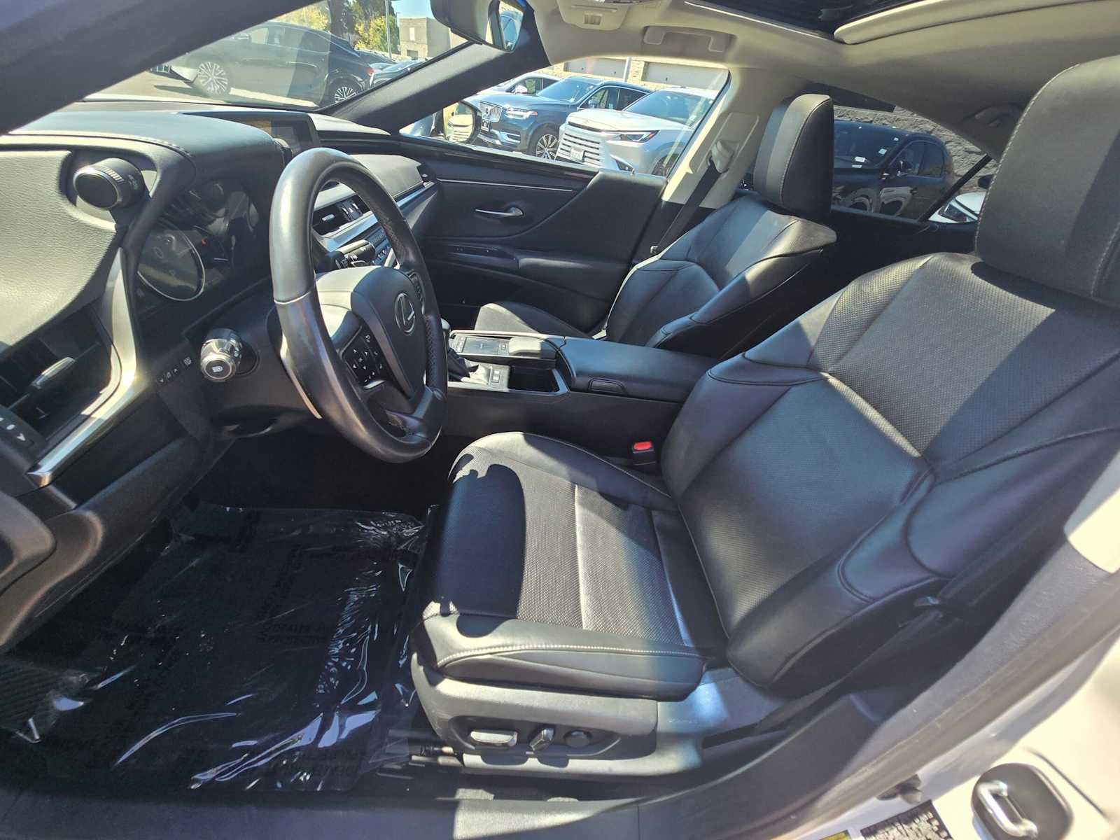2020 Lexus ES 300h ES 300h
