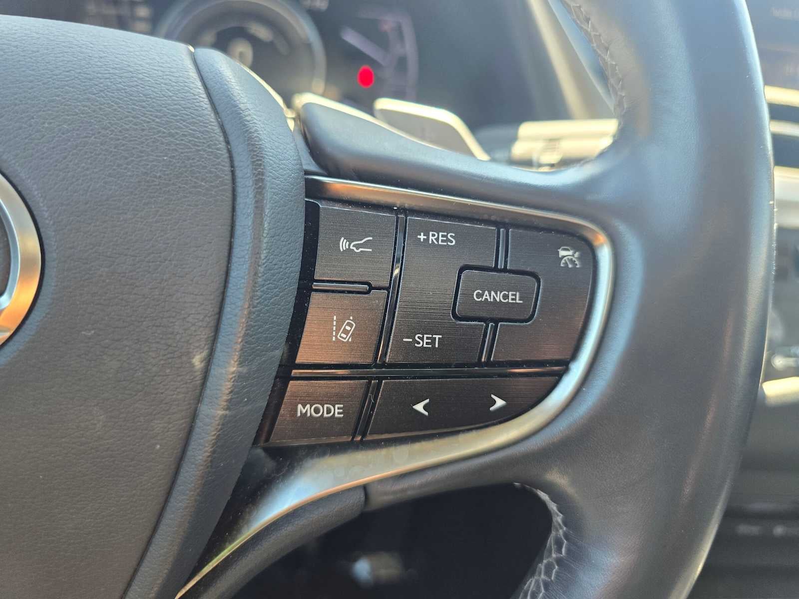 2020 Lexus ES 300h ES 300h