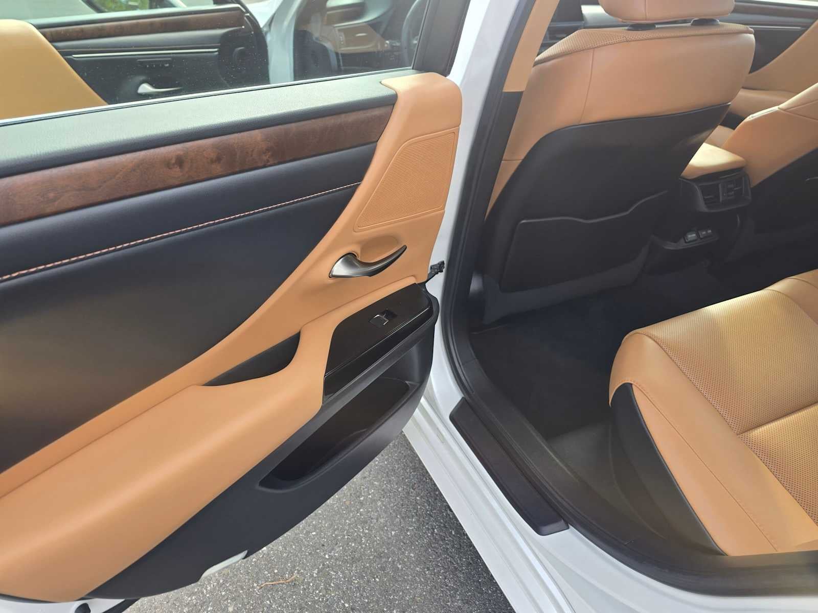 2022 Lexus ES 300h ES 300h