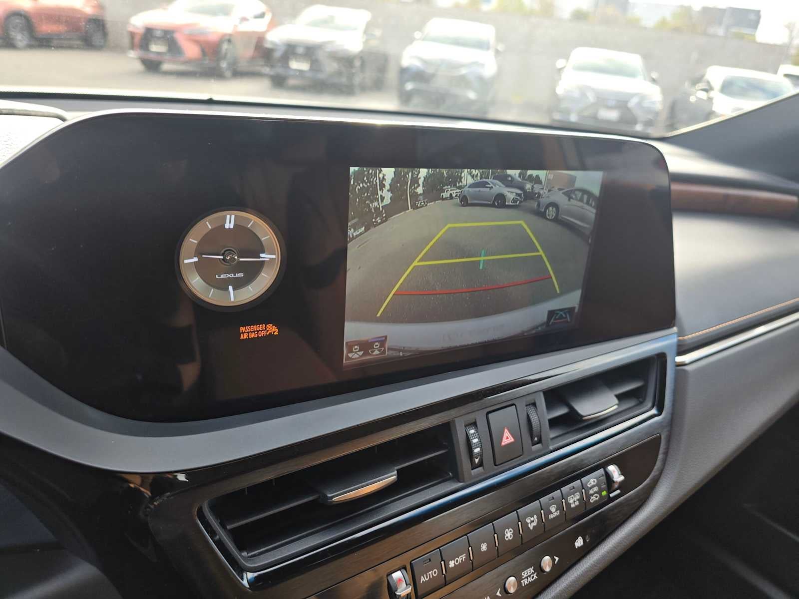 2022 Lexus ES 300h ES 300h