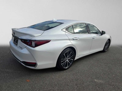 2022 Lexus ES 300h ES 300h