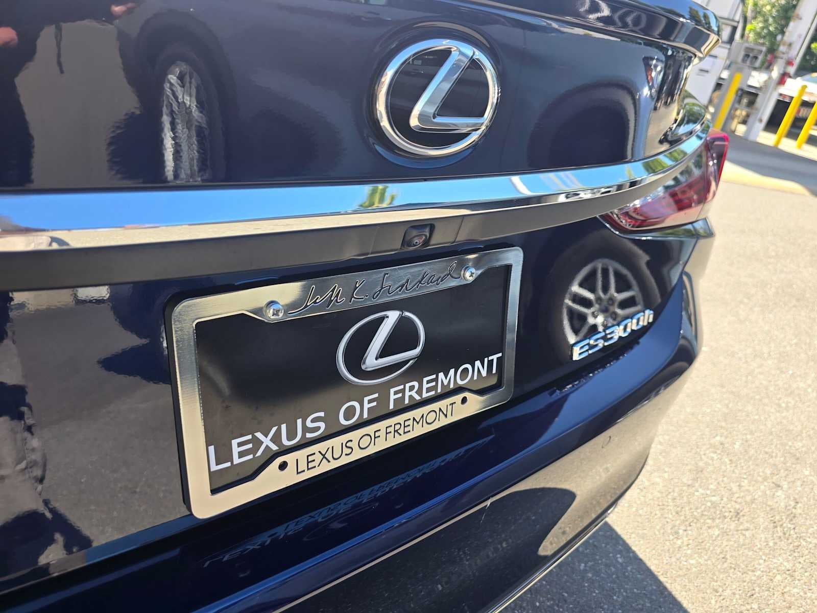 2024 Lexus ES 300h ES 300h