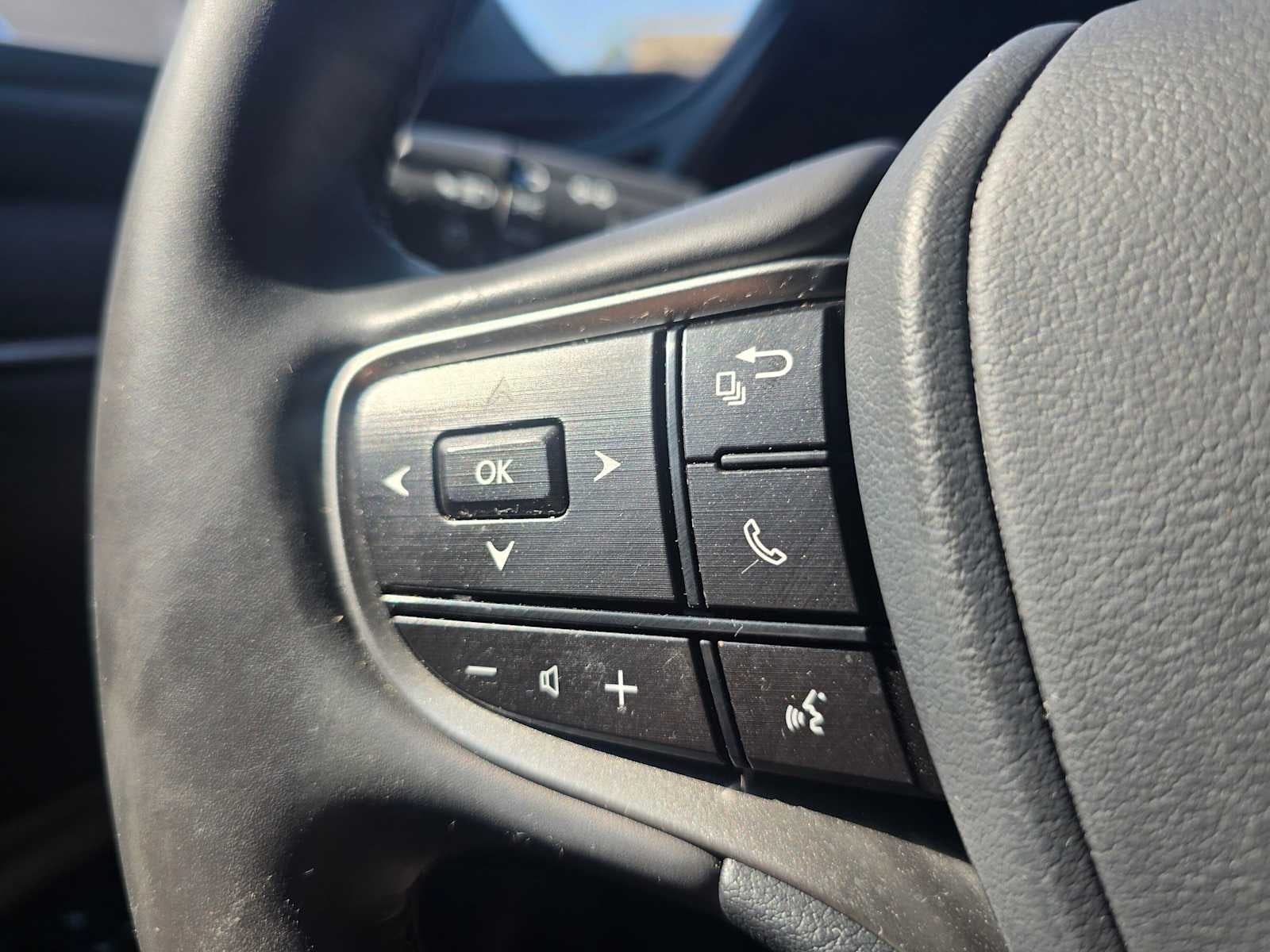 2024 Lexus ES 300h ES 300h