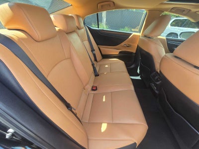 2024 Lexus ES 300h ES 300h