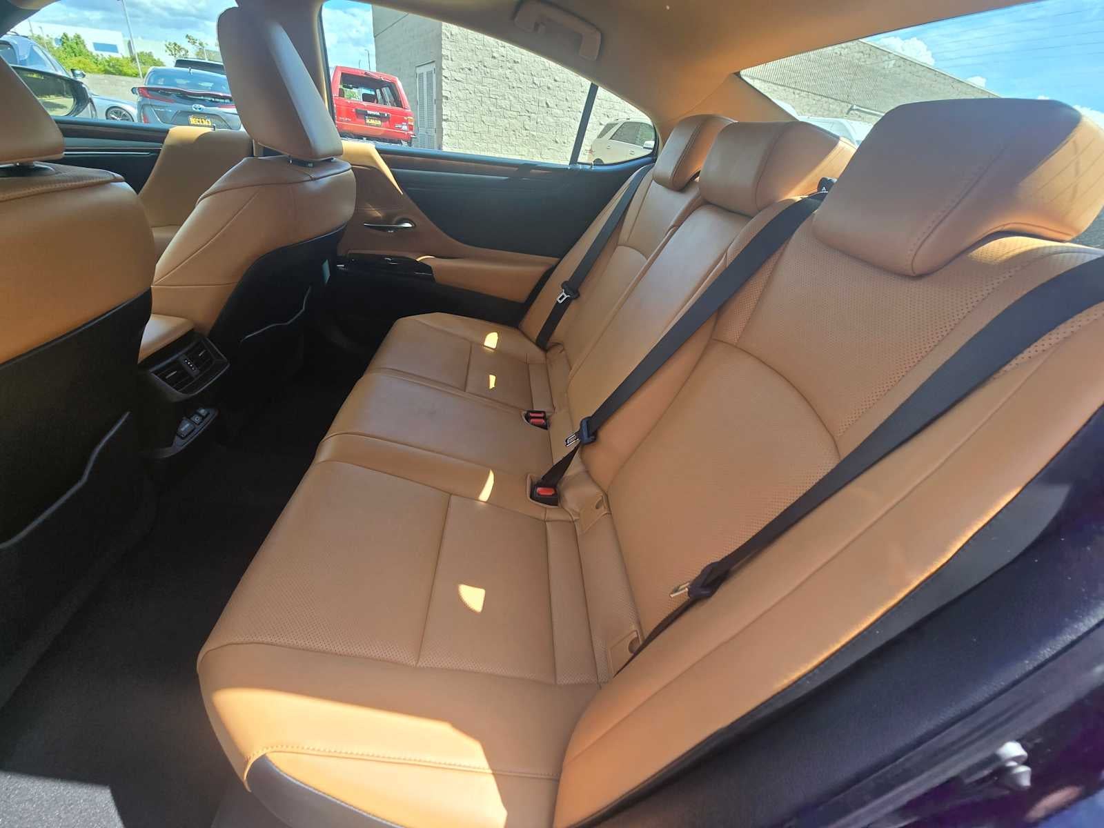 2024 Lexus ES 300h ES 300h