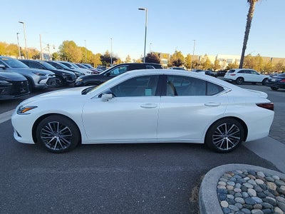2025 Lexus ES 300h ES 300h