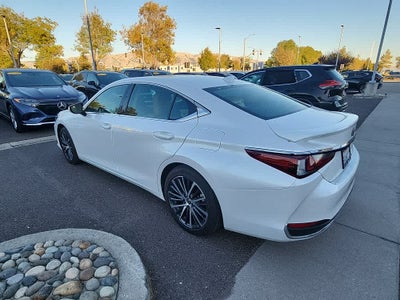 2025 Lexus ES 300h ES 300h
