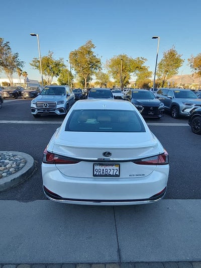 2025 Lexus ES 300h ES 300h