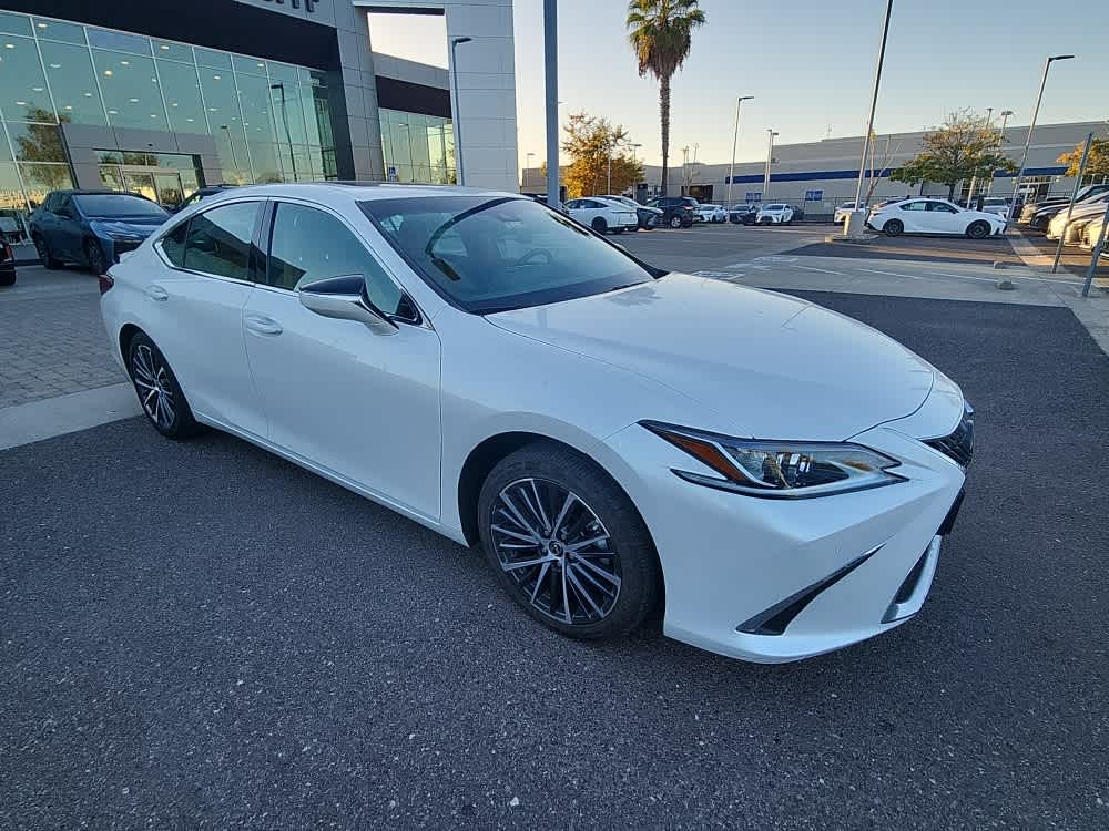 2025 Lexus ES 300h ES 300h