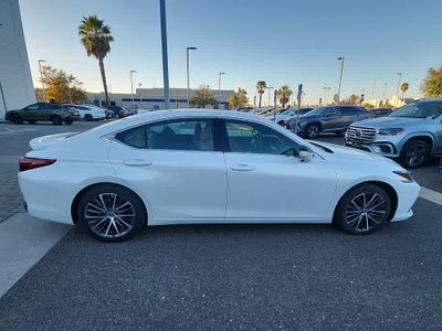 2025 Lexus ES 300h ES 300h