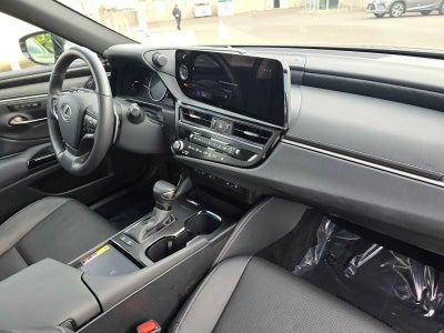 2025 Lexus ES 300h ES 300h