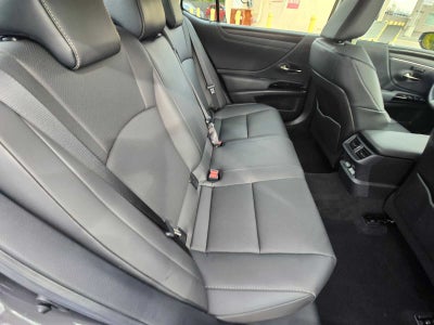 2025 Lexus ES 300h ES 300h