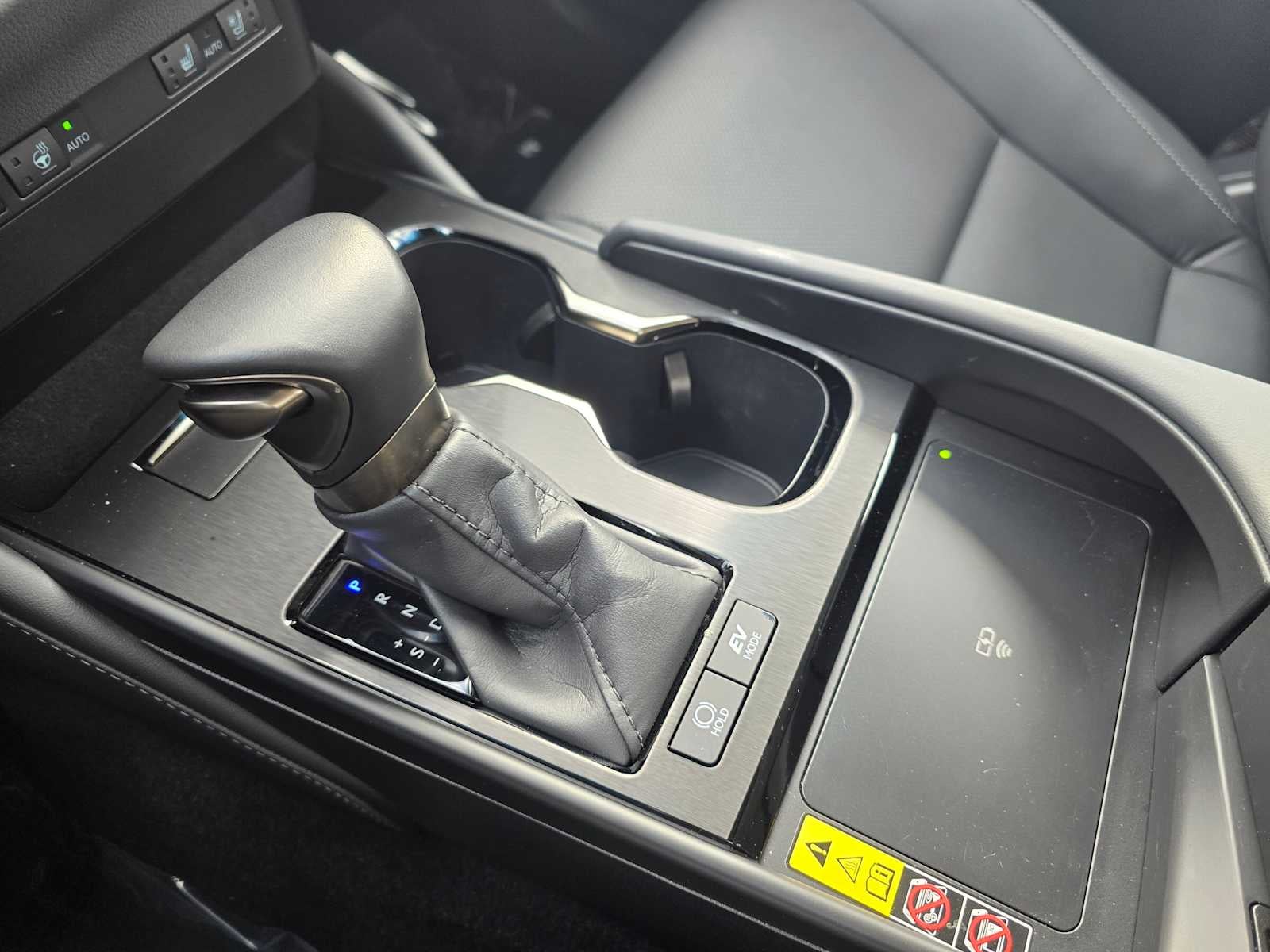 2025 Lexus ES 300h ES 300h