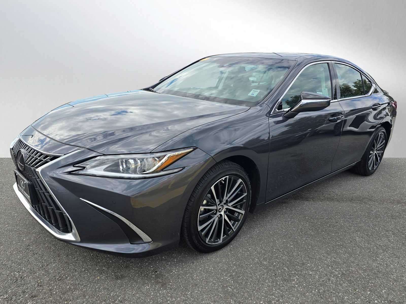 2025 Lexus ES 300h ES 300h