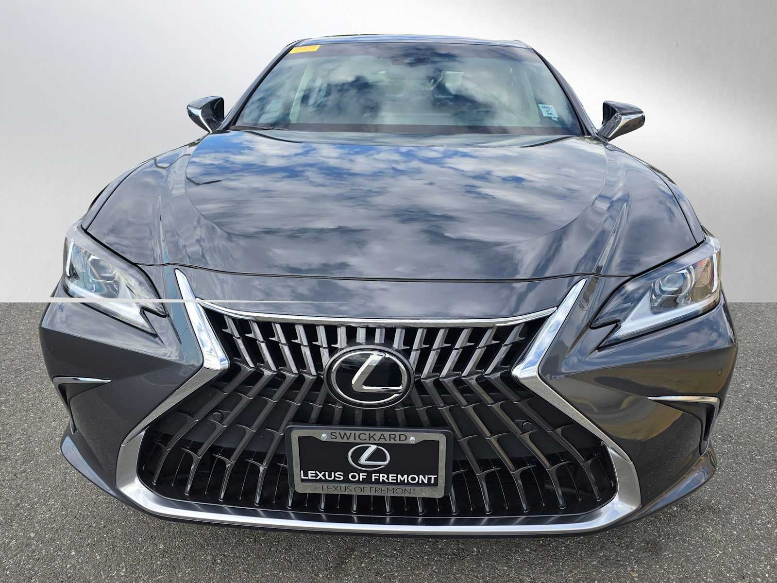 2025 Lexus ES 300h ES 300h
