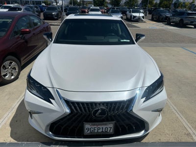2023 Lexus ES 300h Luxury