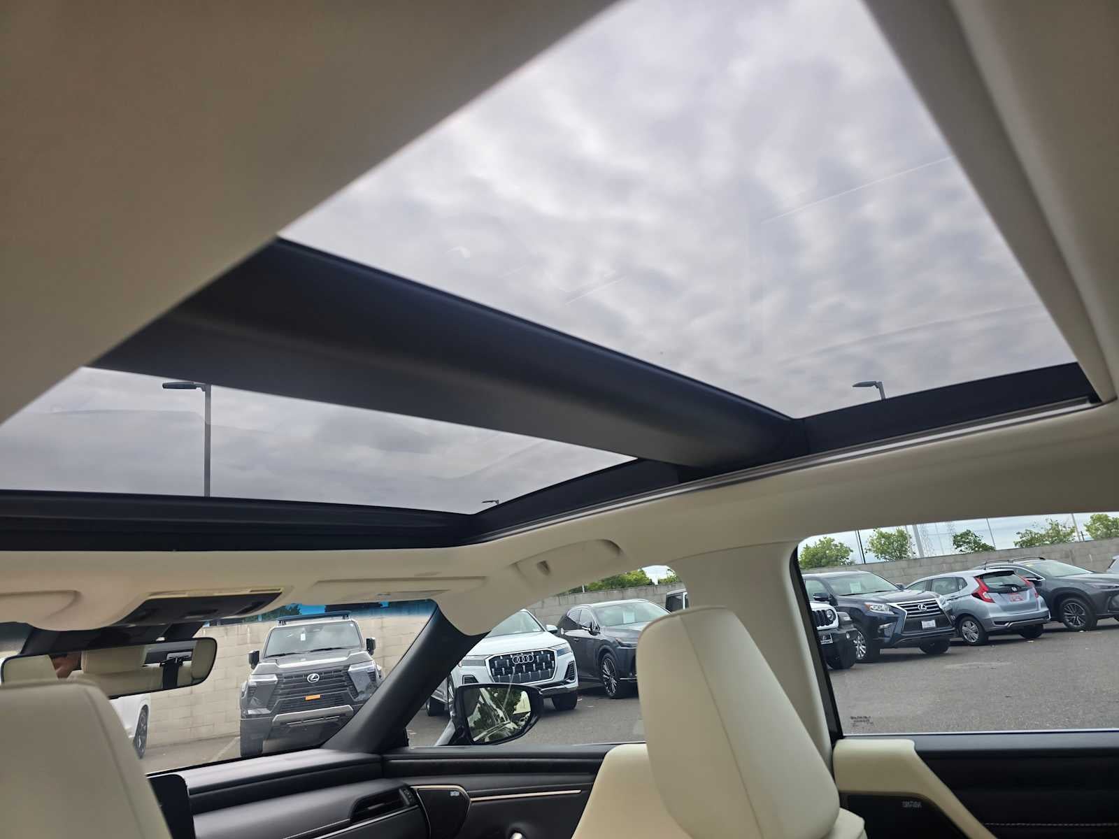 2022 Lexus ES 350 LUXURY