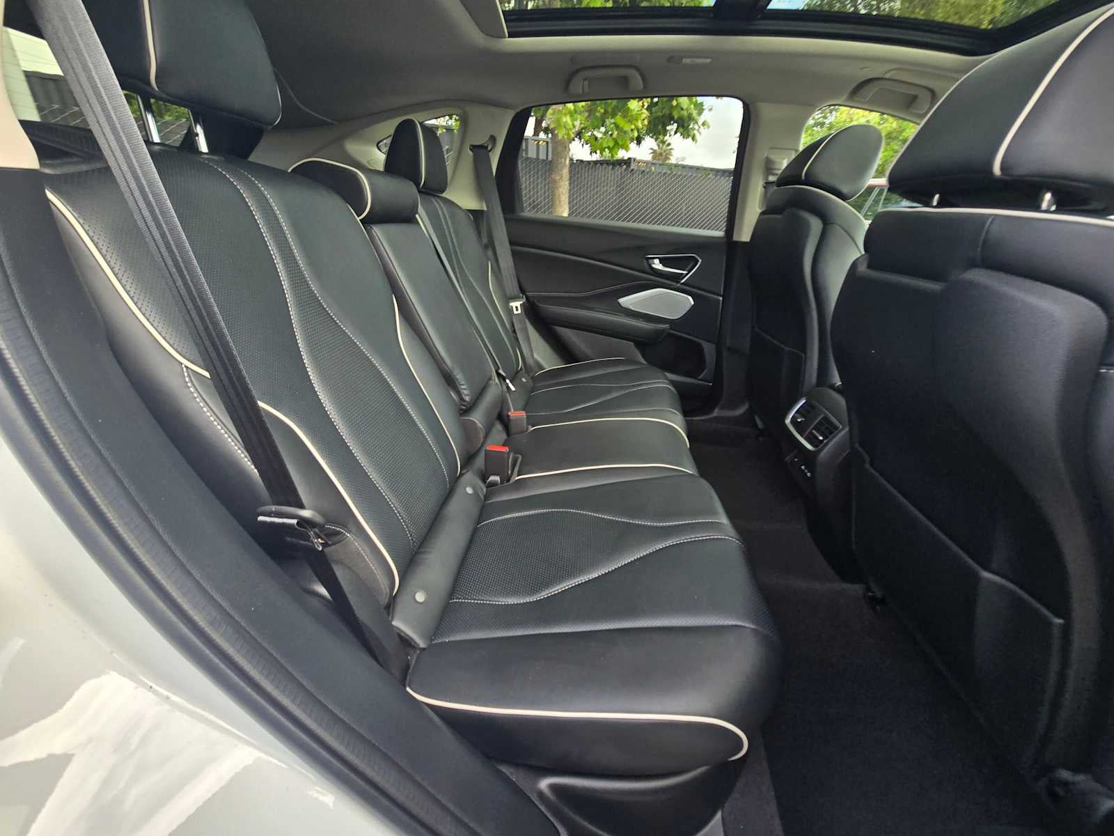 2023 Acura RDX w/Advance Package