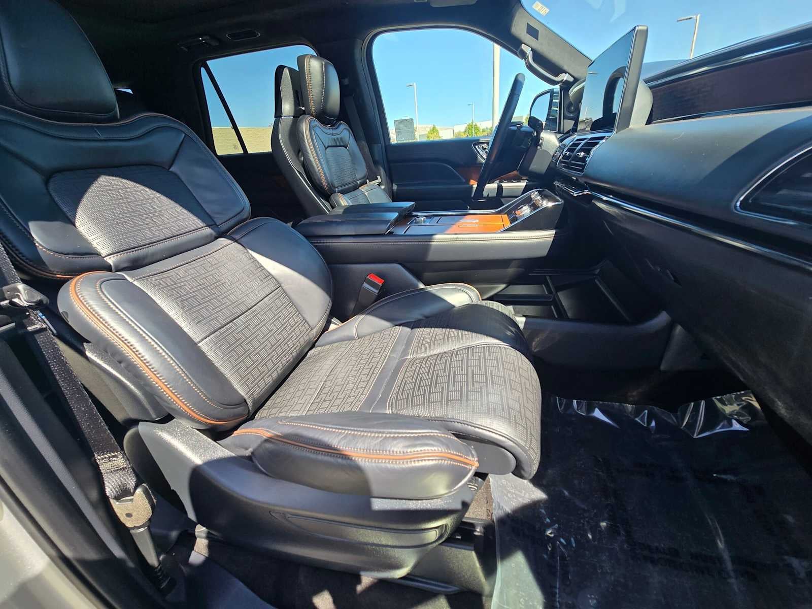 2024 Lincoln Navigator L Black Label