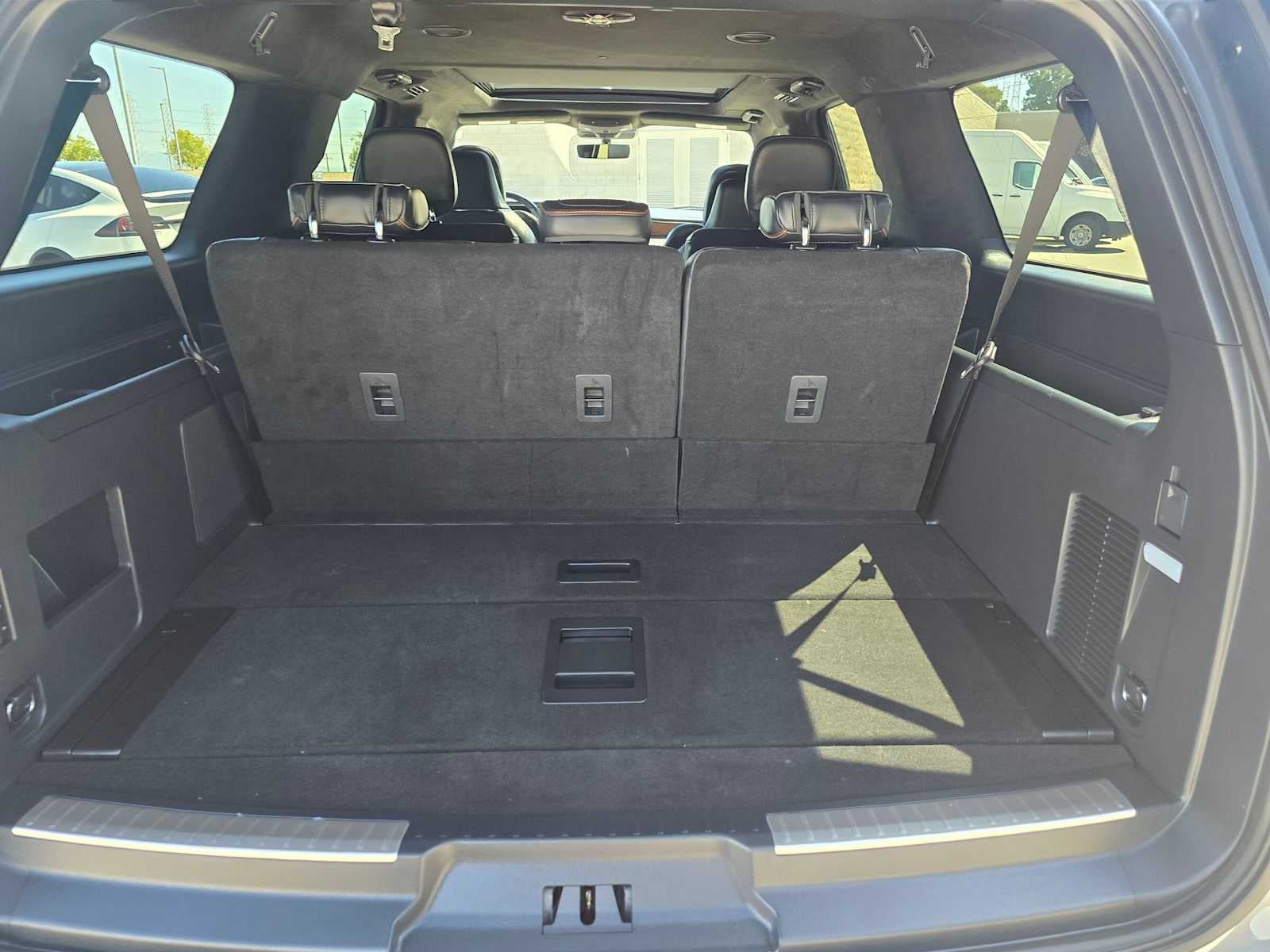 2024 Lincoln Navigator L Black Label
