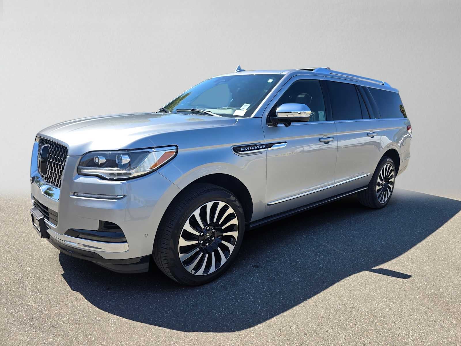 2024 Lincoln Navigator L Black Label