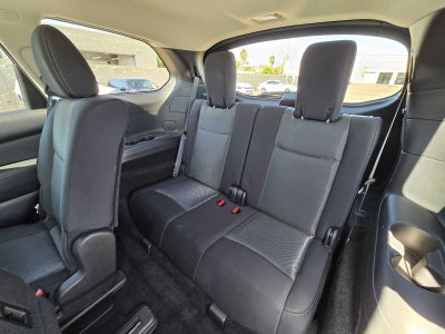 2019 Nissan Pathfinder SV