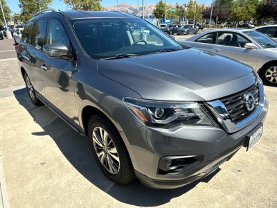 2019 Nissan Pathfinder SV