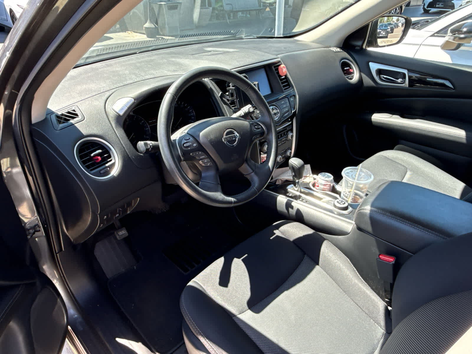 2019 Nissan Pathfinder SV