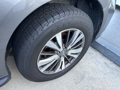 2019 Nissan Pathfinder SV