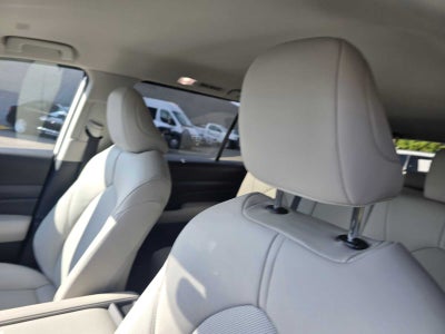 2024 Toyota Grand Highlander Hybrid XLE