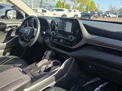 2020 Toyota Highlander Hybrid XLE