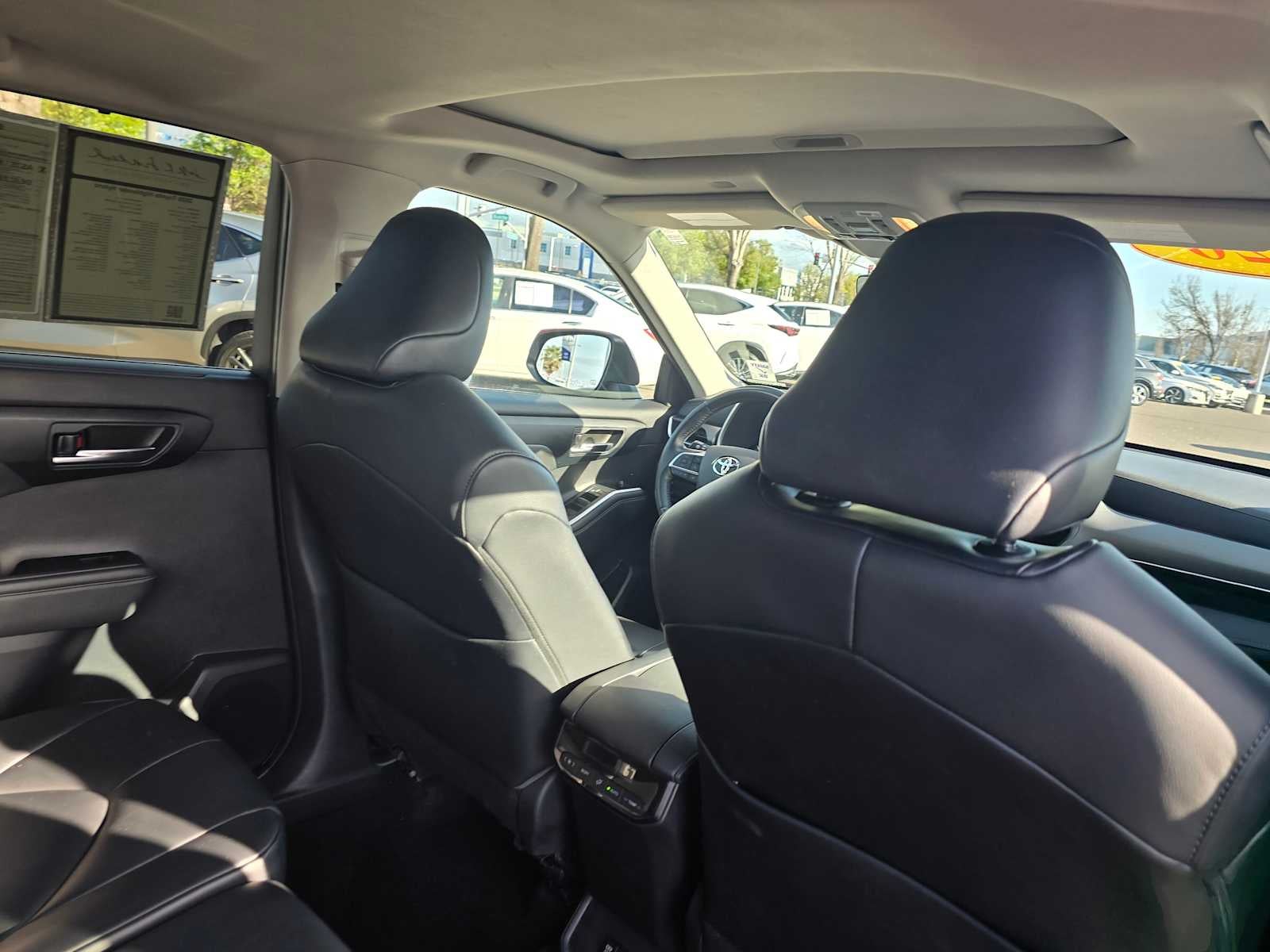 2020 Toyota Highlander Hybrid XLE