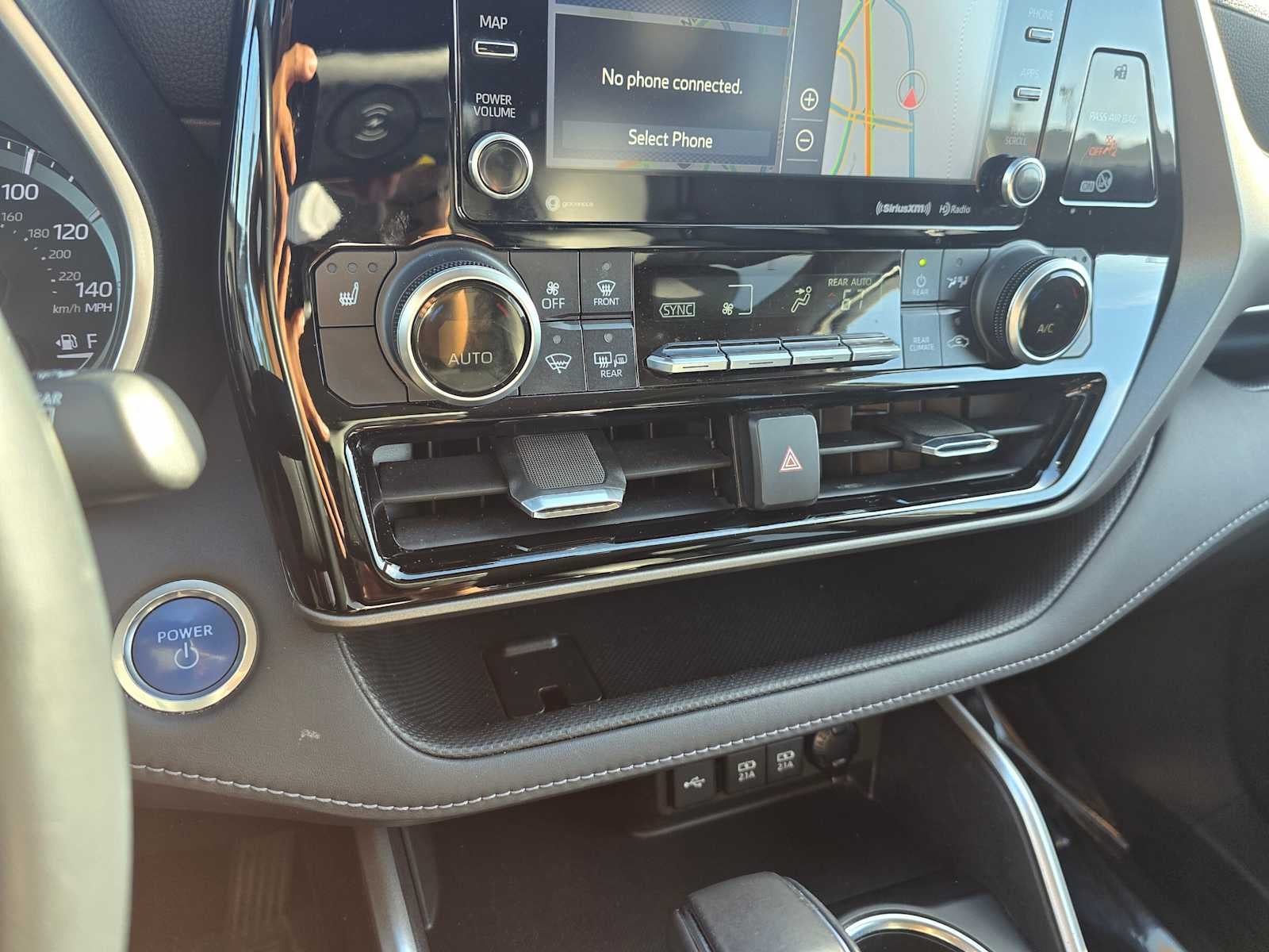 2020 Toyota Highlander Hybrid XLE