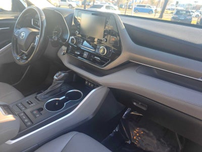 2021 Toyota Highlander XLE
