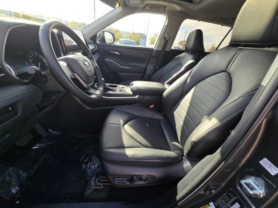 2024 Toyota Highlander XLE