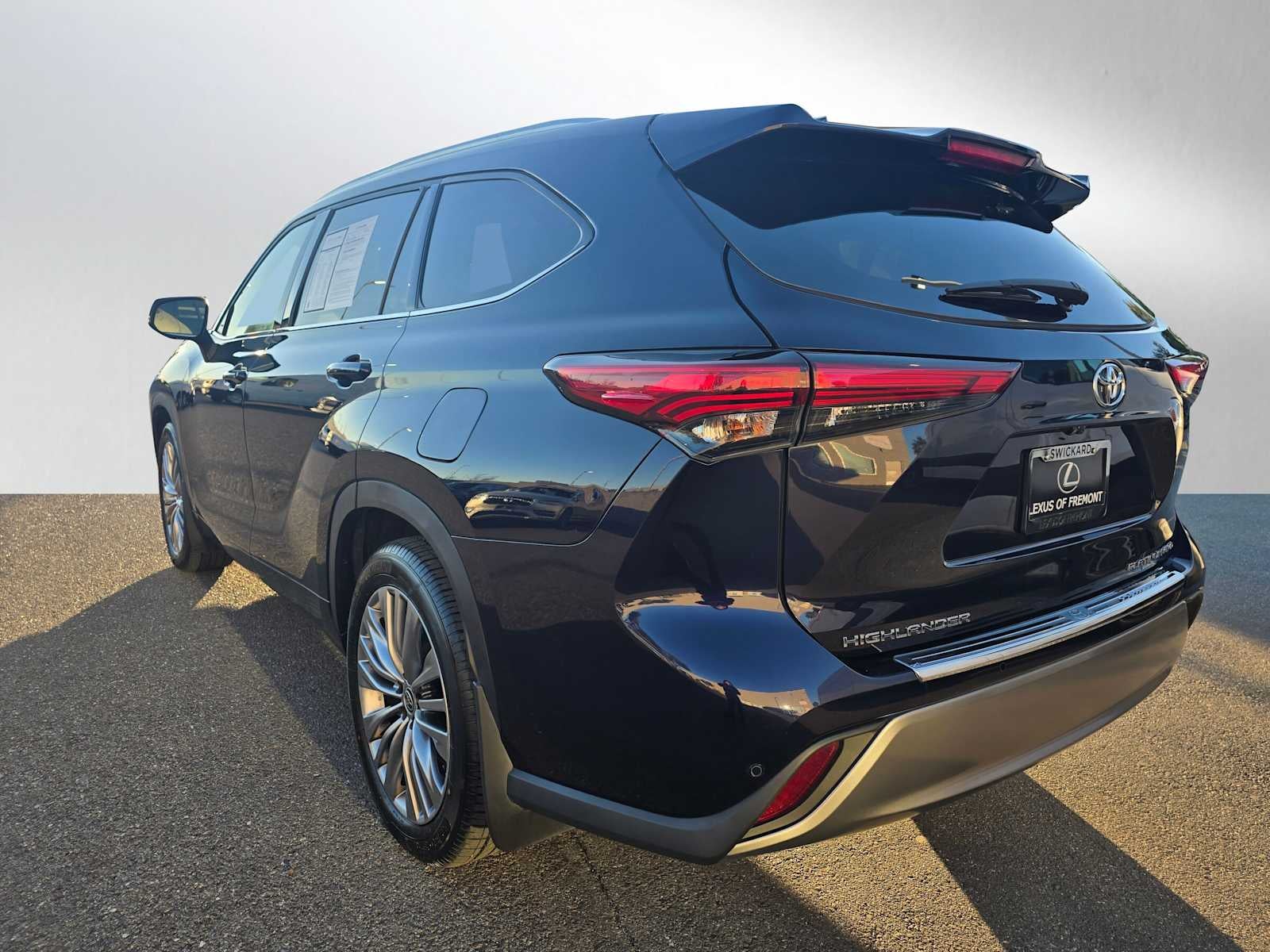 2023 Toyota Highlander Platinum