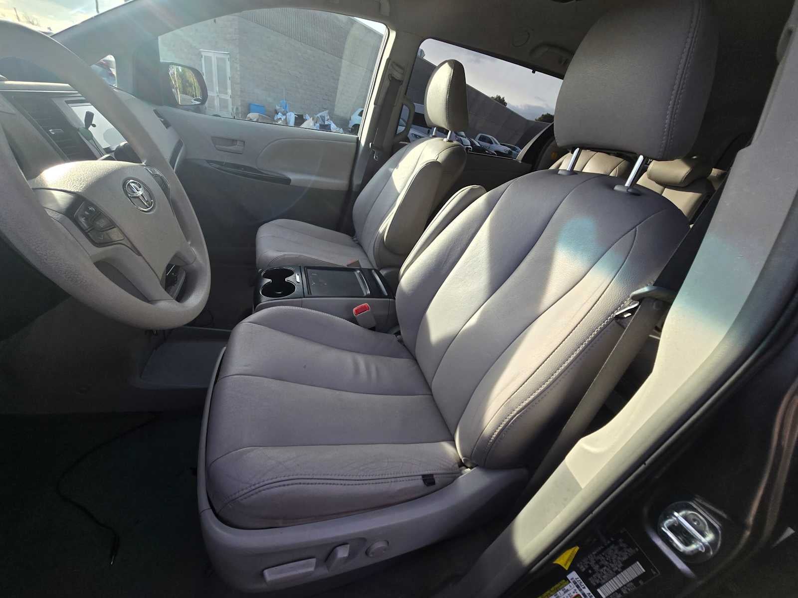 2012 Toyota Sienna LE