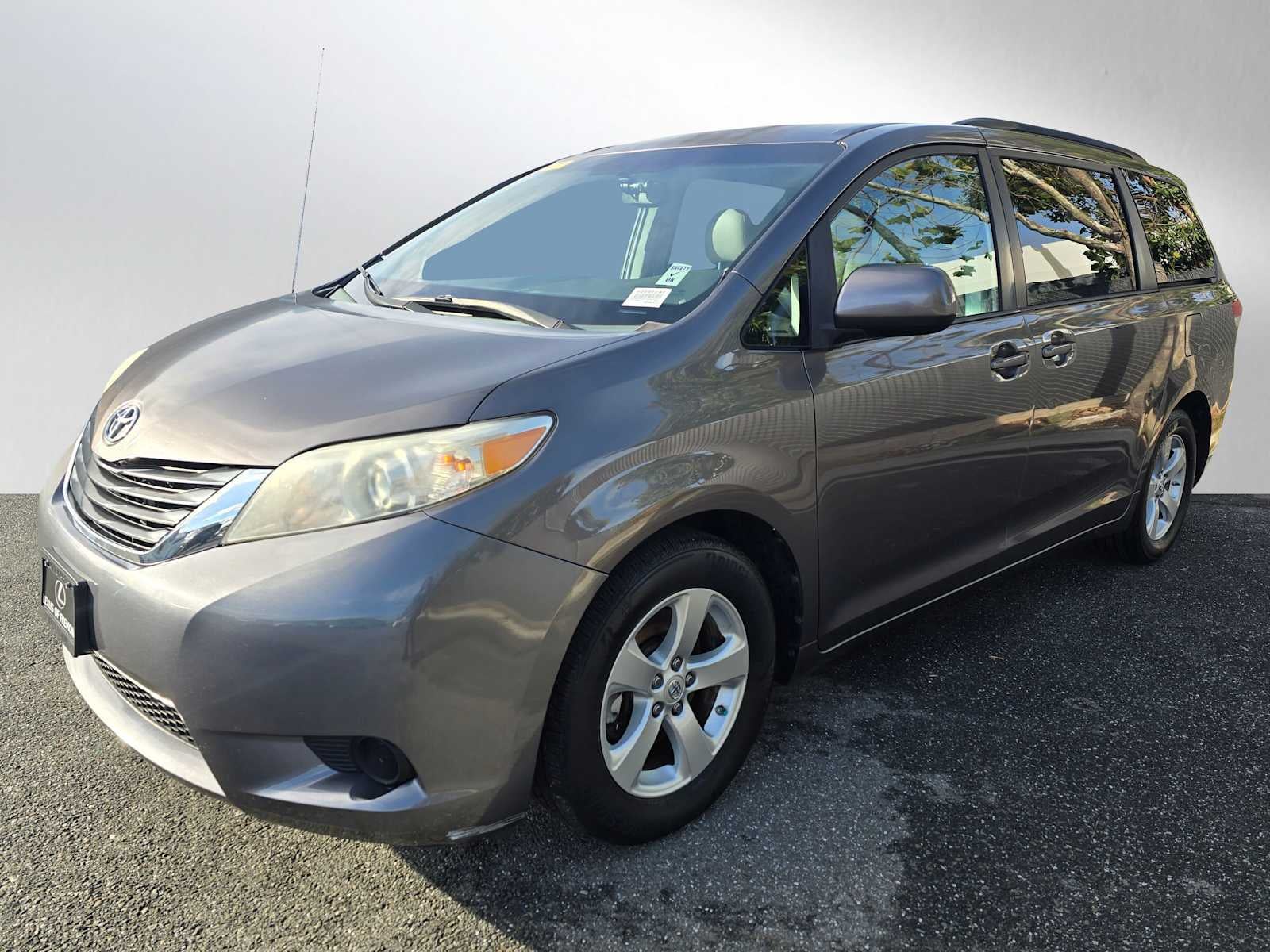 2012 Toyota Sienna LE