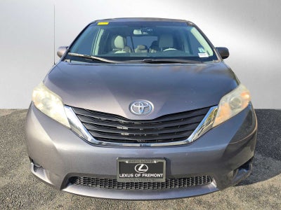 2012 Toyota Sienna LE
