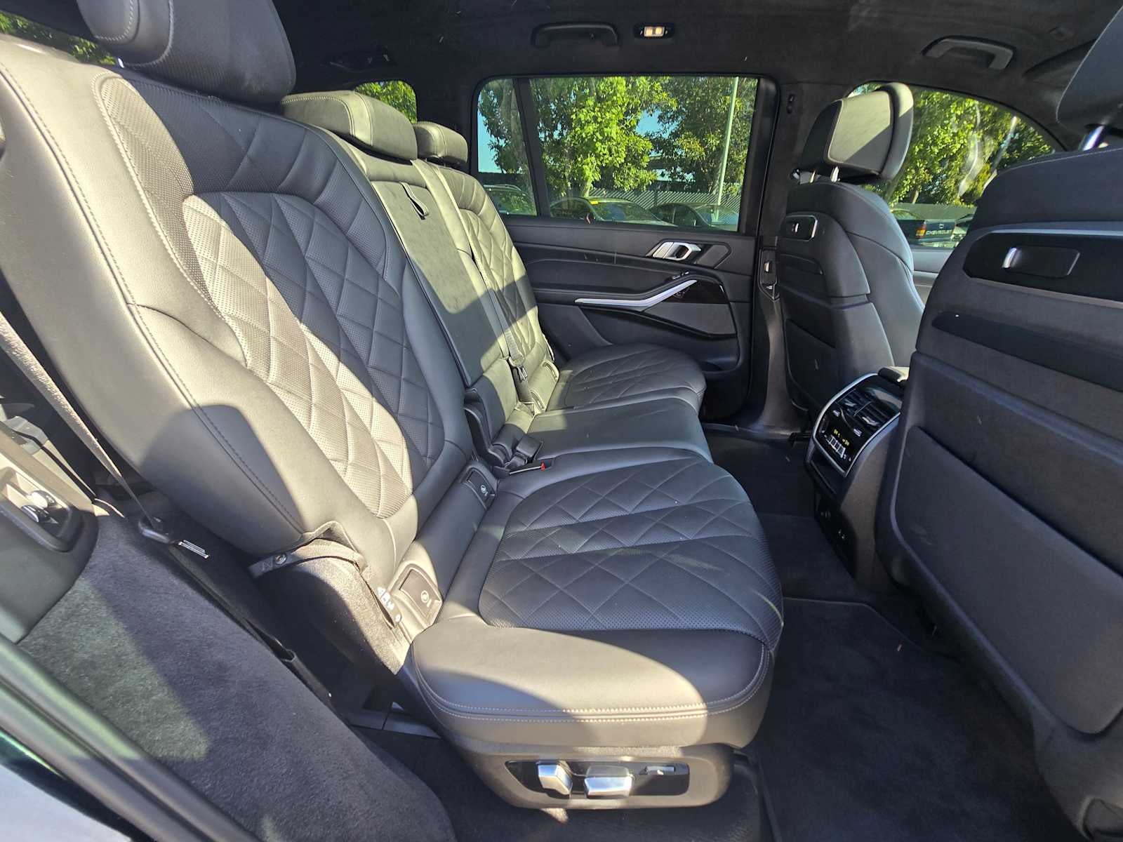 2023 BMW X7 xDrive40i xDrive40i