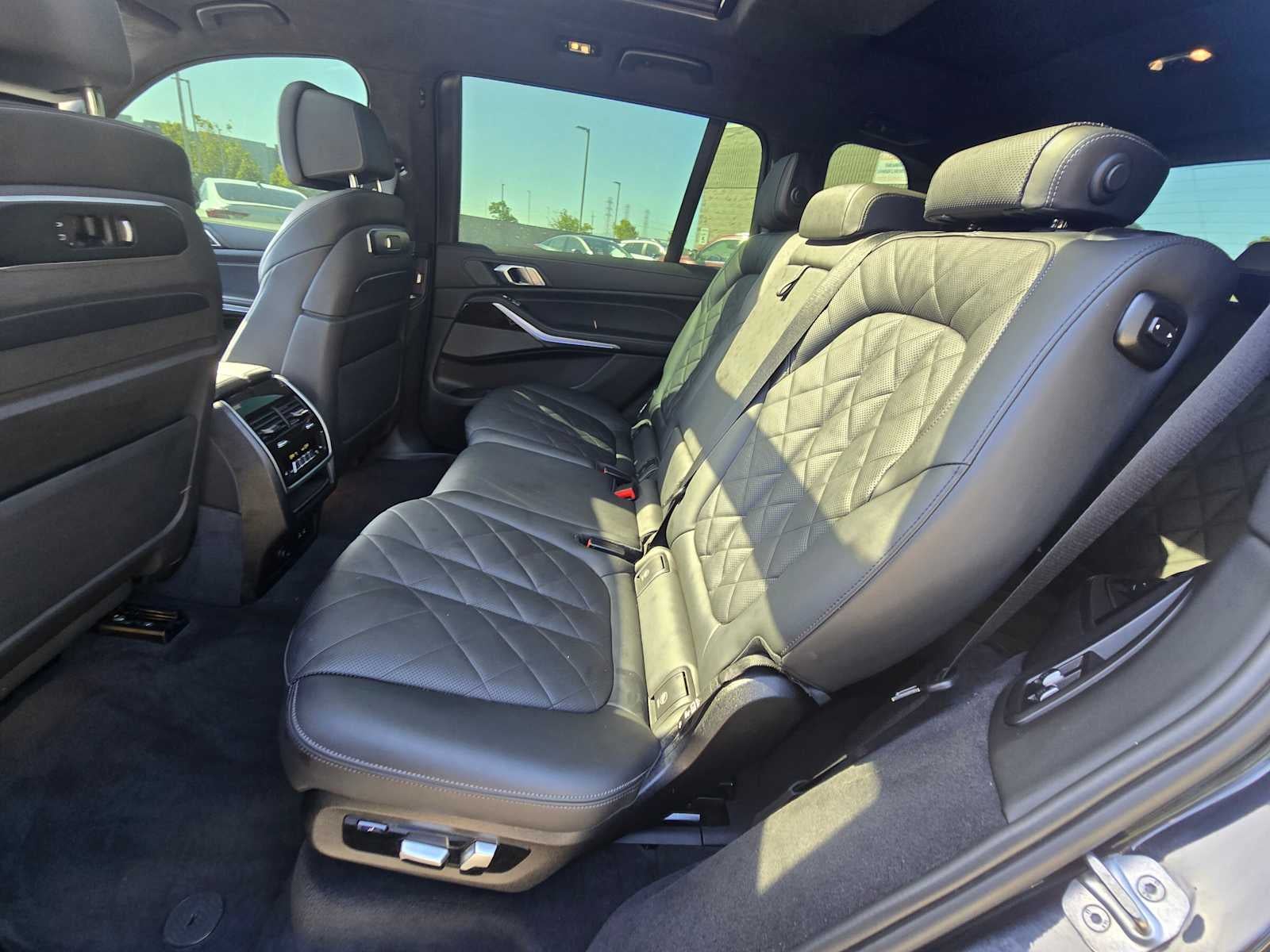 2023 BMW X7 xDrive40i xDrive40i