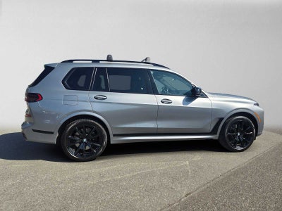 2024 BMW X7 M60i M60i