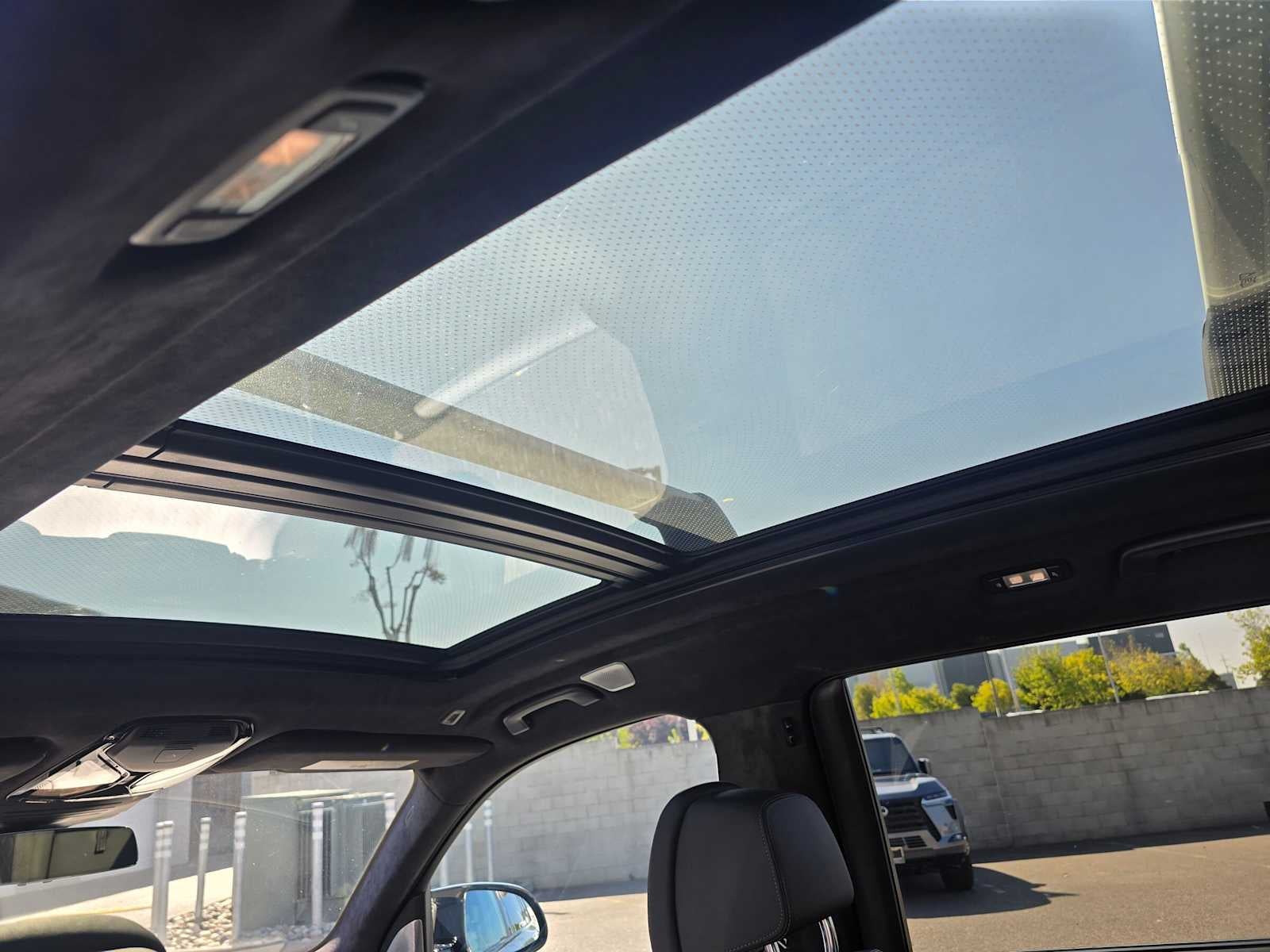 2024 BMW X7 M60i M60i