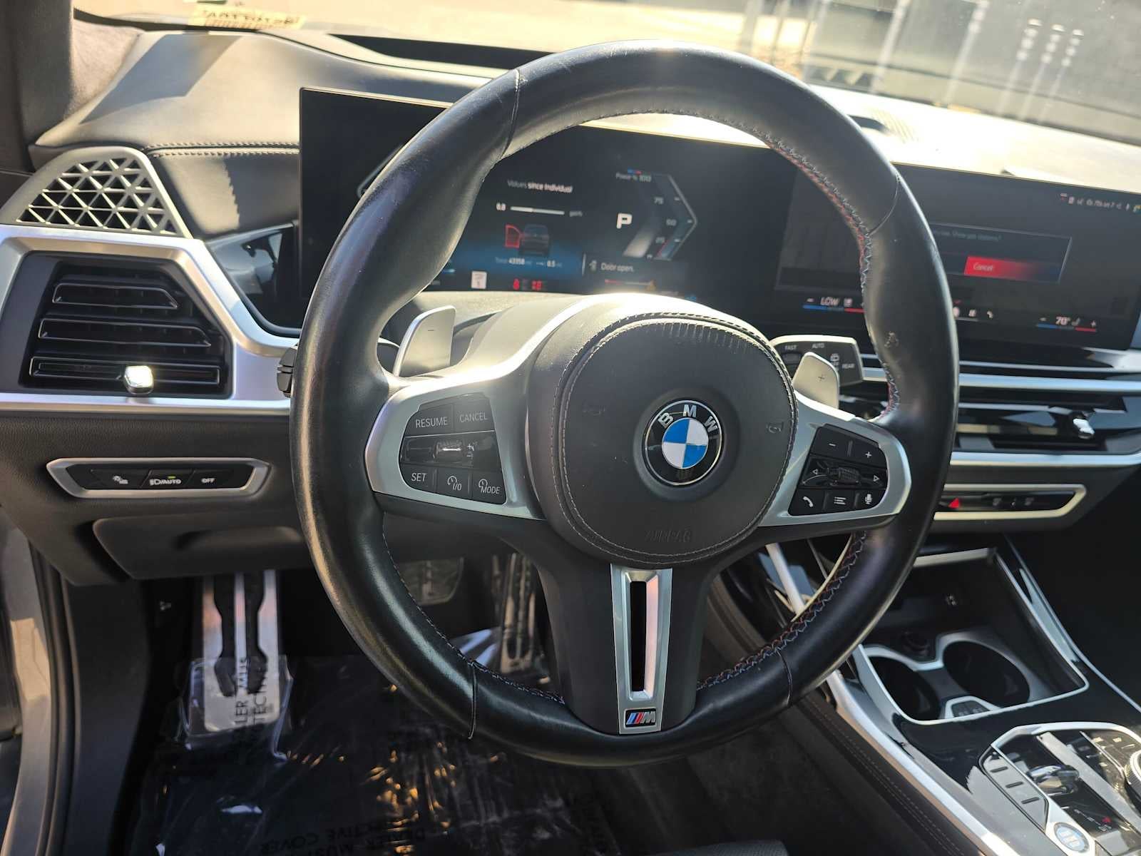 2024 BMW X7 M60i M60i